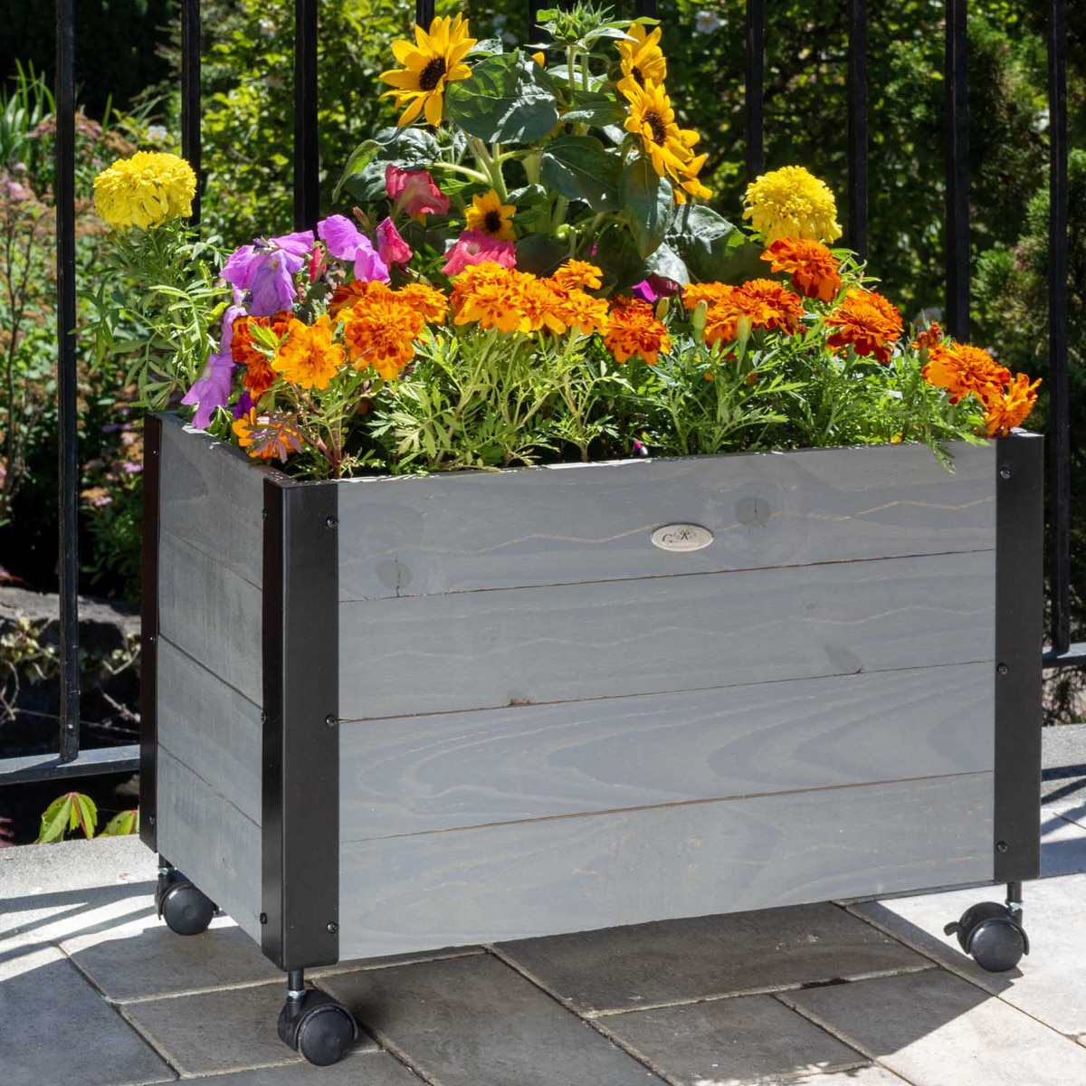 wood planter with wheels