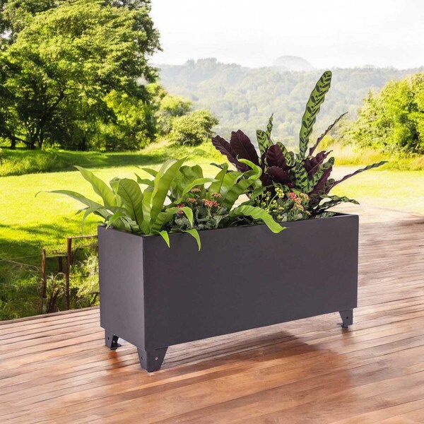 Grapevine Arden Metal Planter